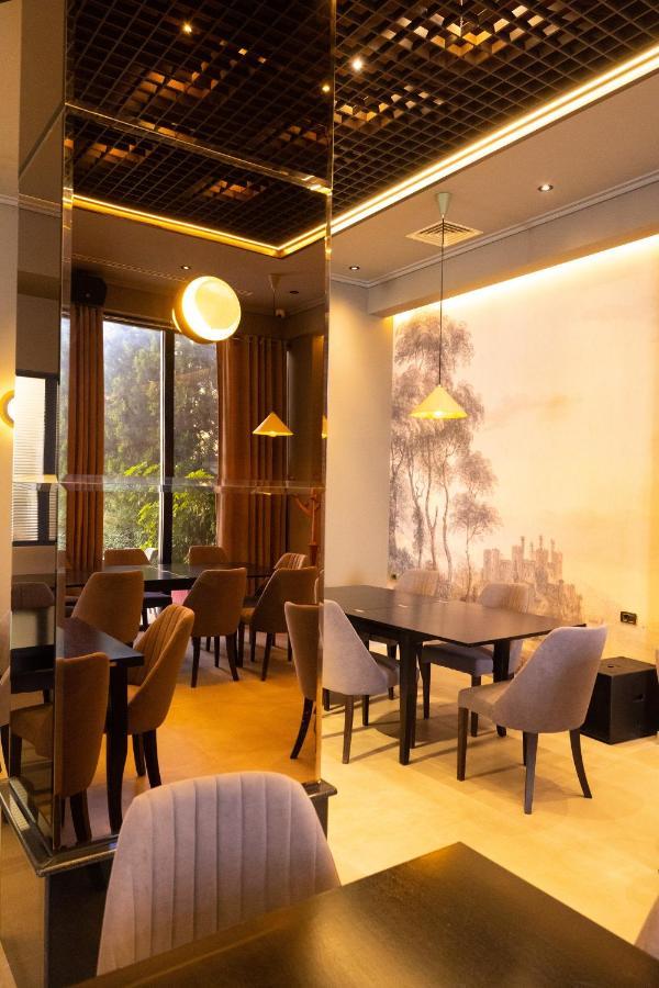 New Donantelo Hotel Vlore Luaran gambar