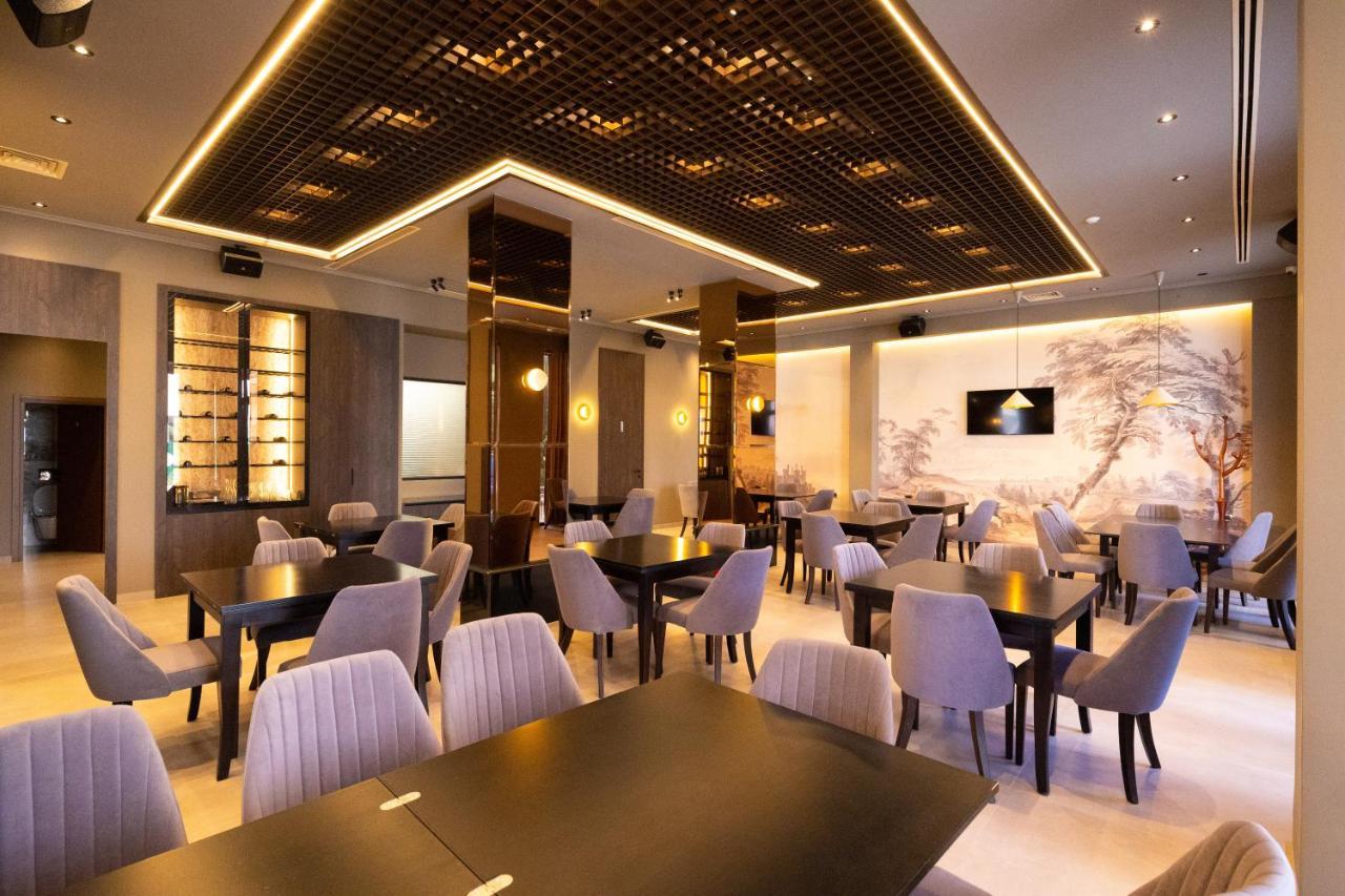 New Donantelo Hotel Vlore Luaran gambar