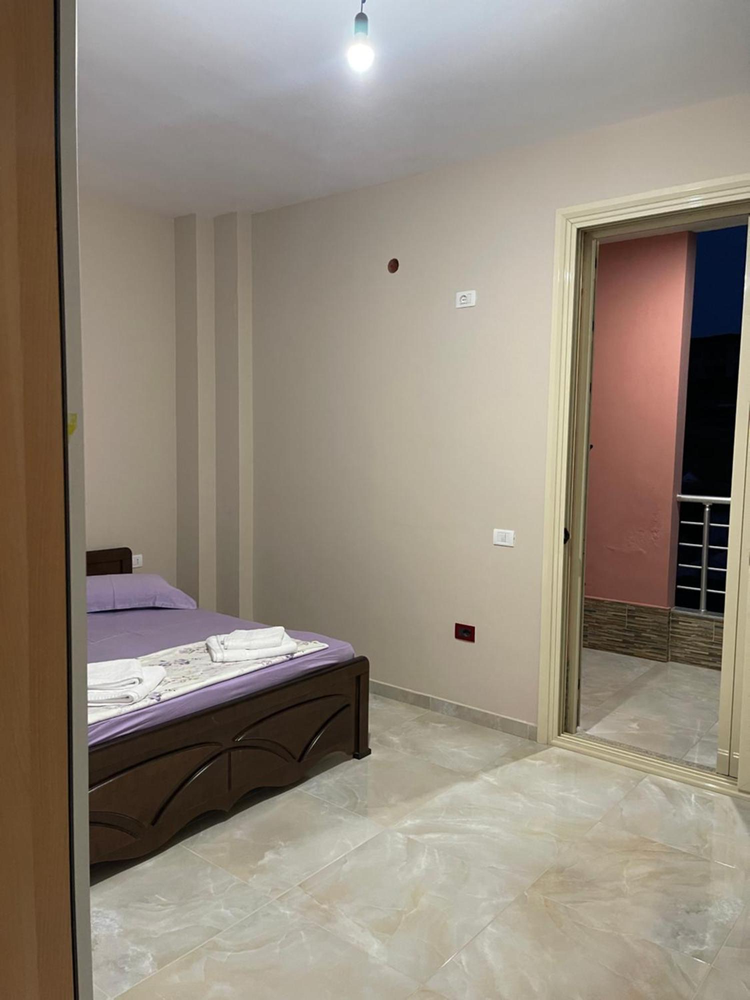 New Donantelo Hotel Vlore Luaran gambar